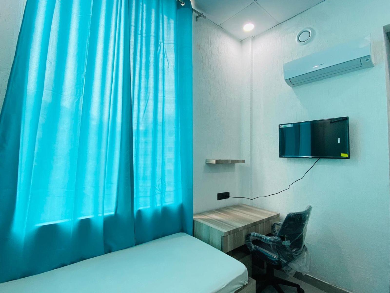 Abuzz Oxfordcaps Imperial Heights Mussoorie Dehradun Hostel Bagian luar foto