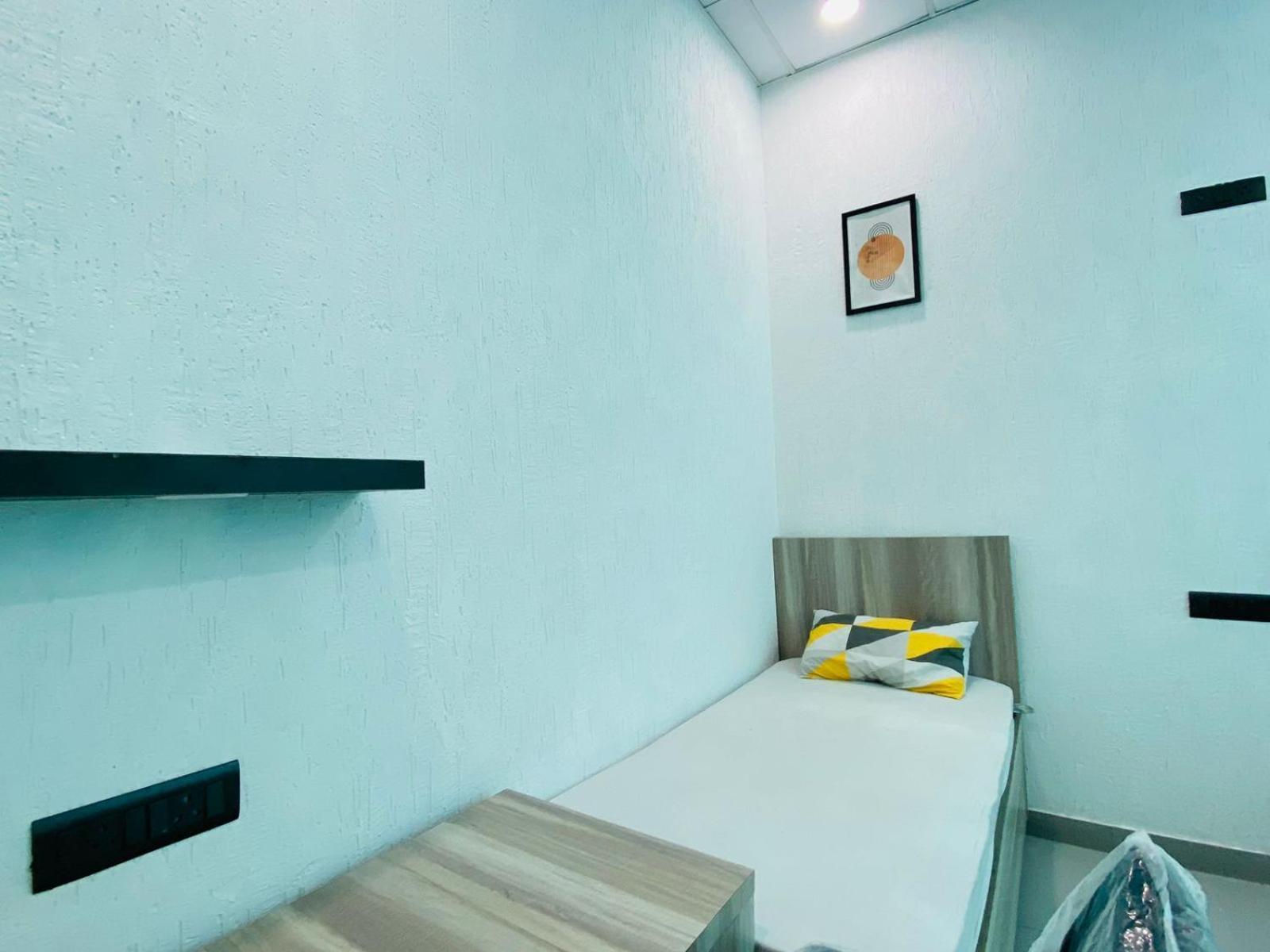 Abuzz Oxfordcaps Imperial Heights Mussoorie Dehradun Hostel Bagian luar foto